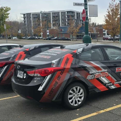 voiture de courtoisie